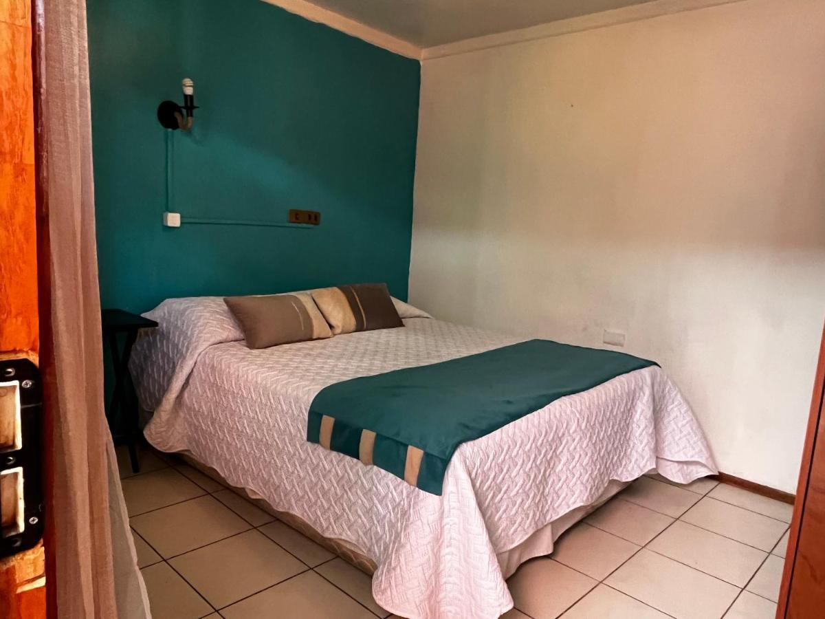 Hostal Avenue La Serena Kültér fotó