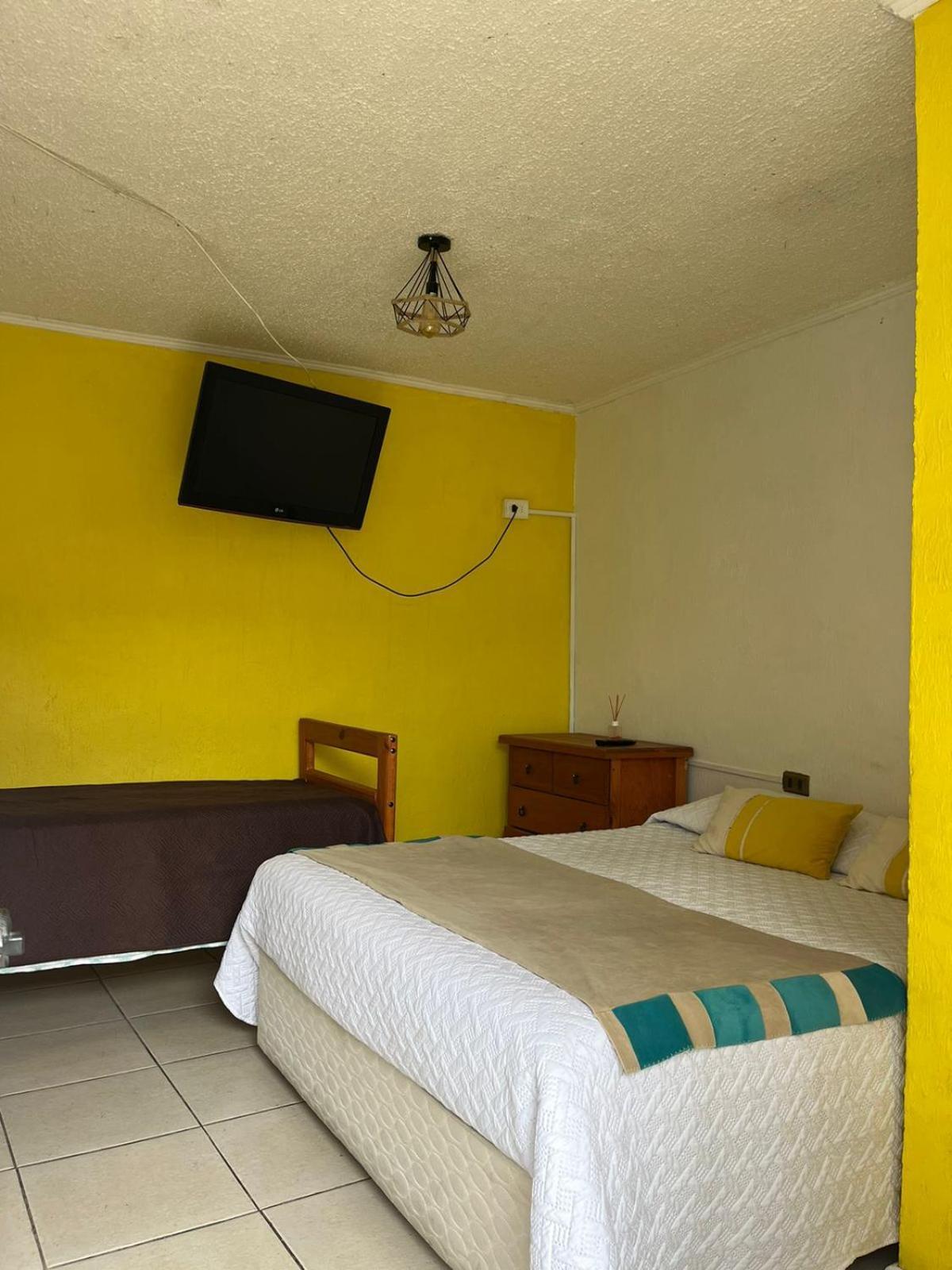 Hostal Avenue La Serena Kültér fotó