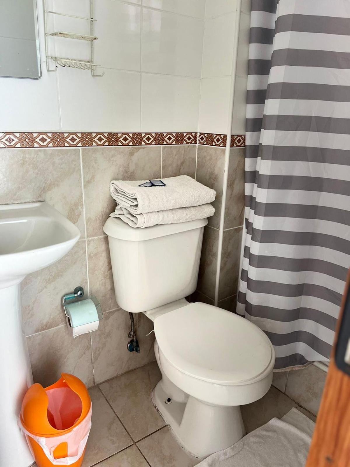 Hostal Avenue La Serena Kültér fotó